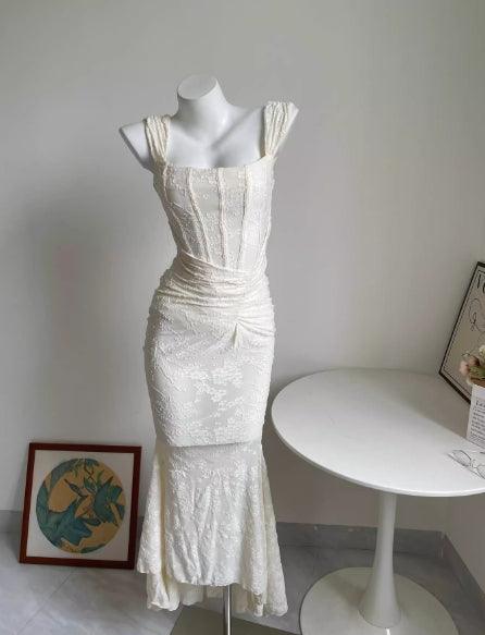 White floral maxi dress-thevervian