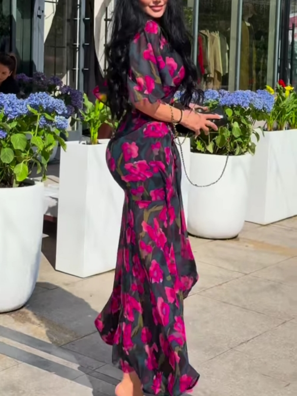Retro V-neck trumpet sleeve printed dress-thevervian