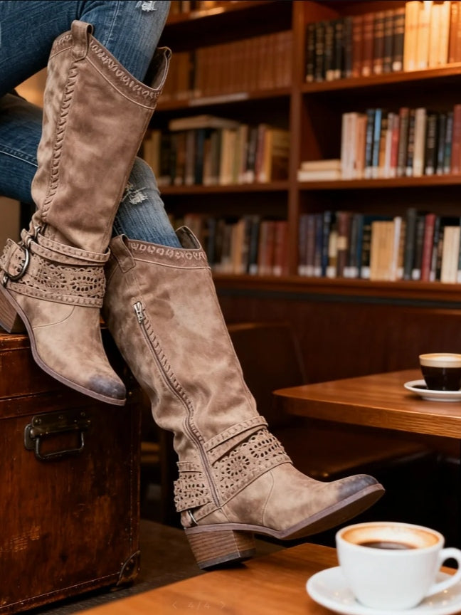 Vintage high-top leather buckle-decorated knight boots-thevervian