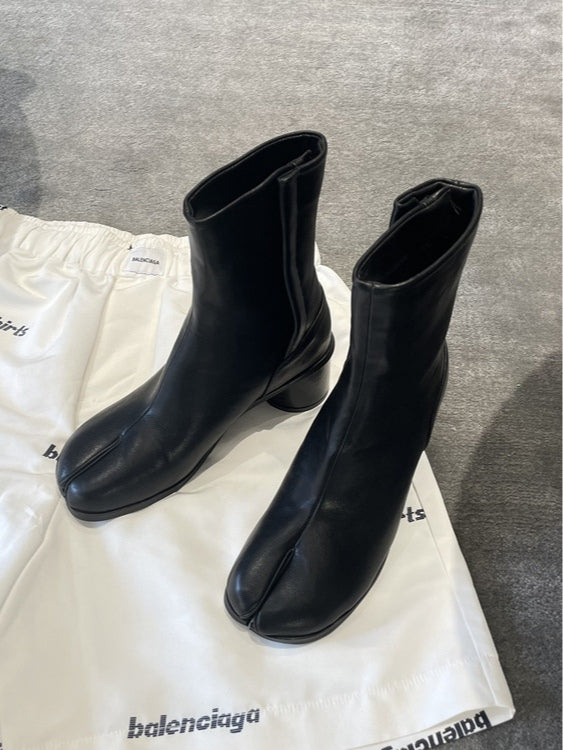 Genuine leather split-toe chunky heel mid-calf Martin boots-thevervian