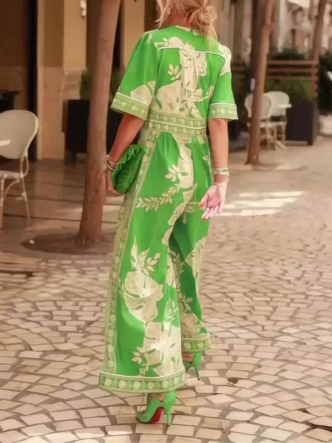 Fresh Holiday Floral Print V-Neck Short Sleeve Jumpsuit-thevervian