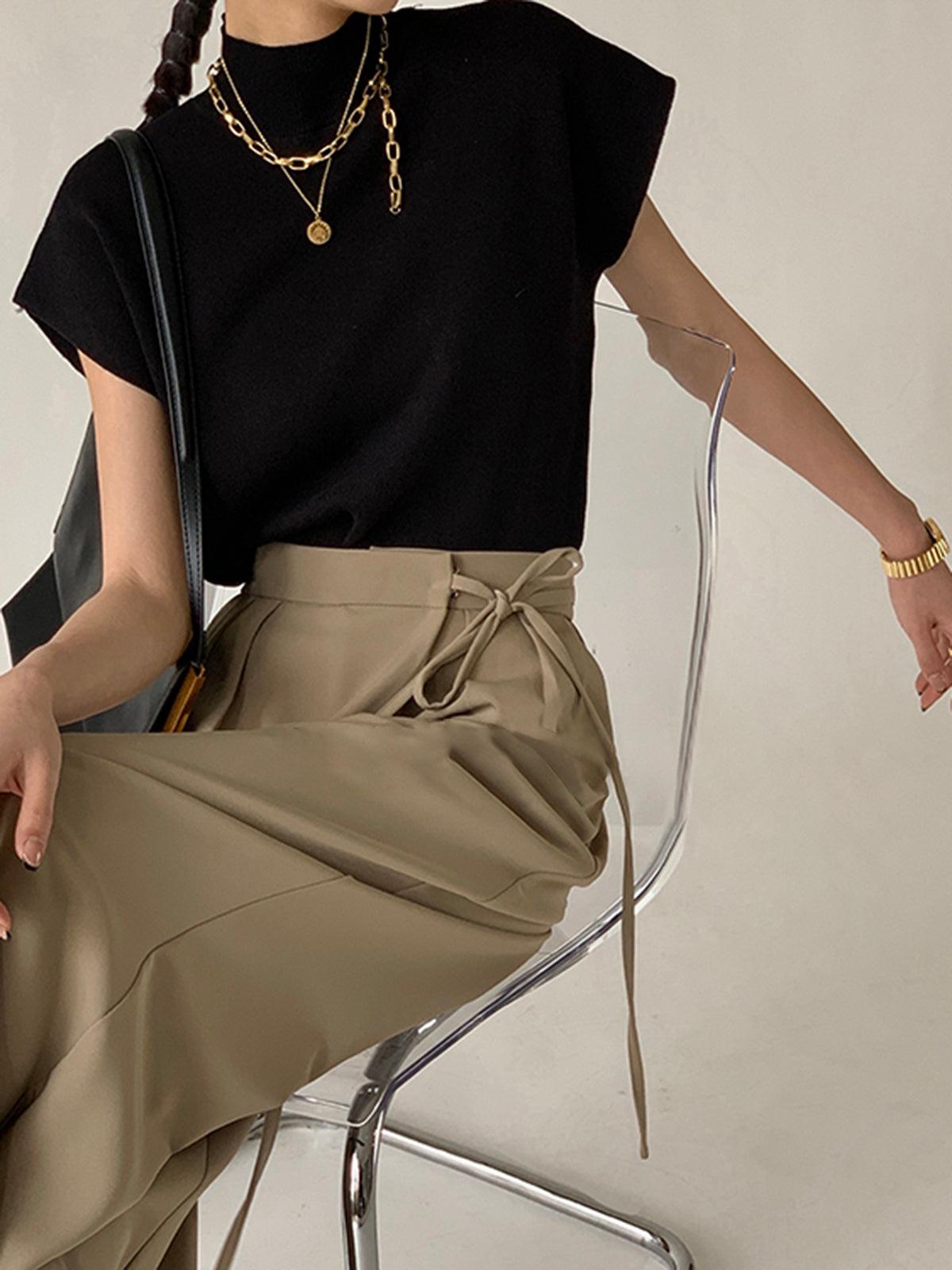 Leisurely Solid Pullover Sweater Vest-thevervian