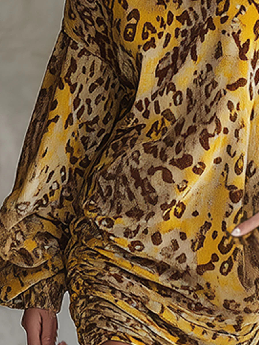 Retro loose-fitting yellow leopard print velvet mini dress-thevervian