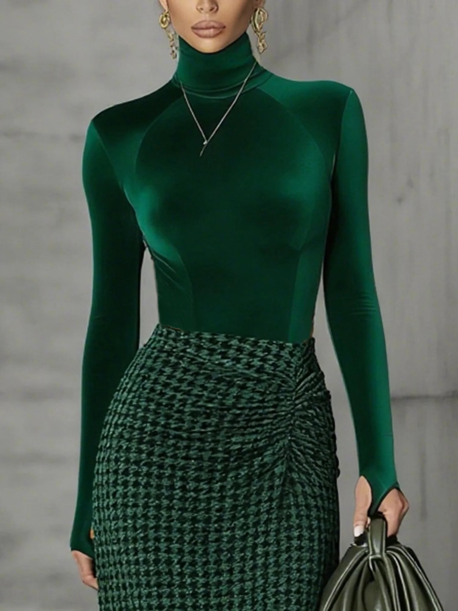 Green turtleneck top and houndstooth skirt set-thevervian