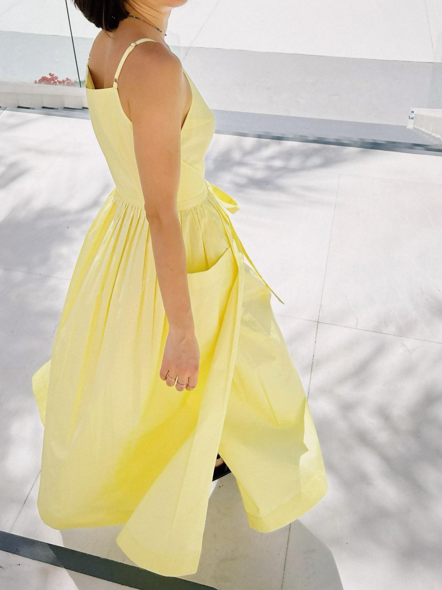 Sun Waist Midi Dress with No Side Seams-thevervian