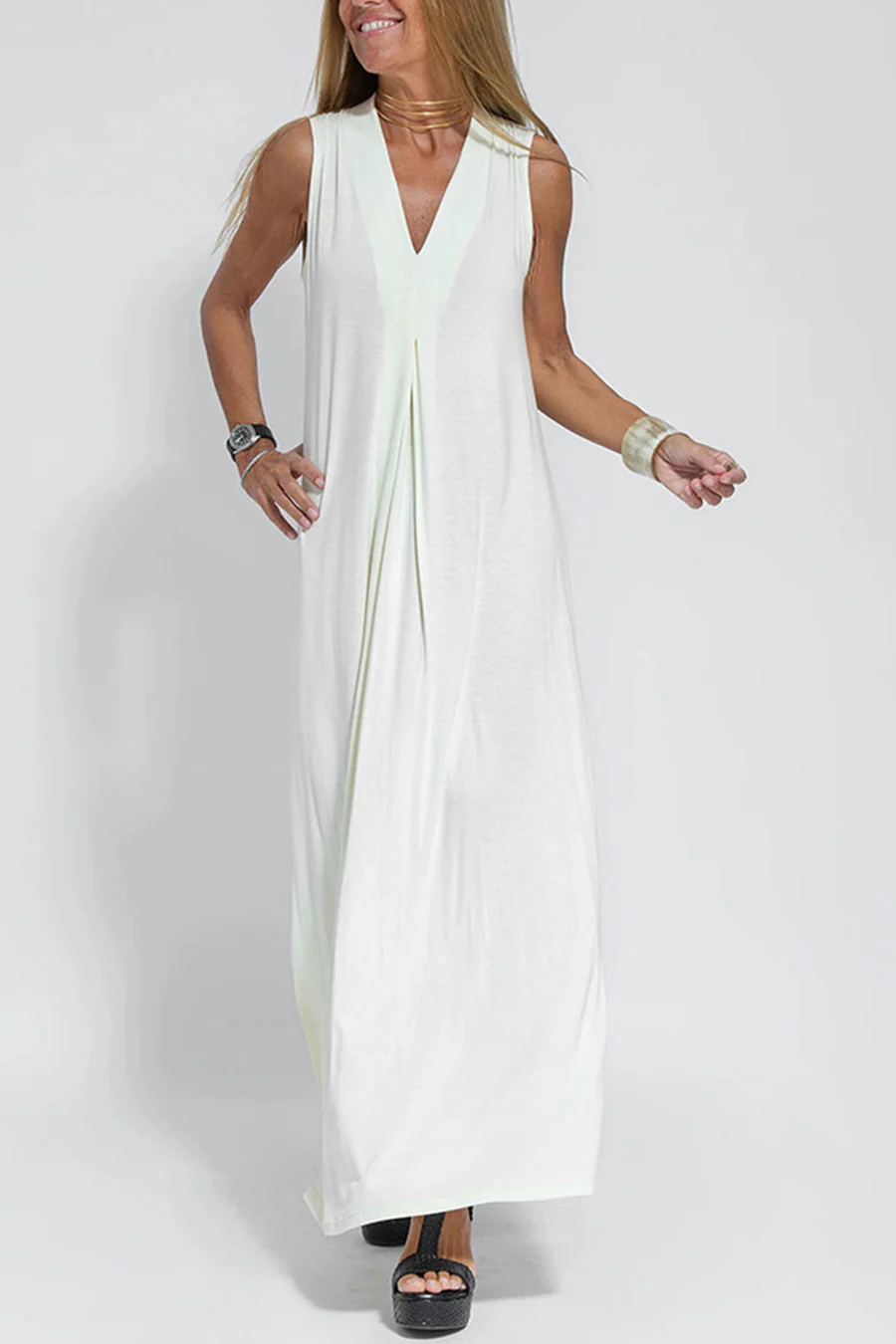 Solid Color Sleeveless Maxi Dress-thevervian