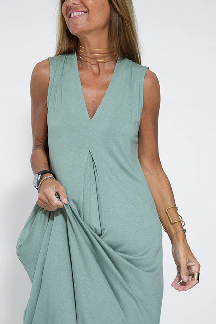 Solid Color Sleeveless Maxi Dress-thevervian
