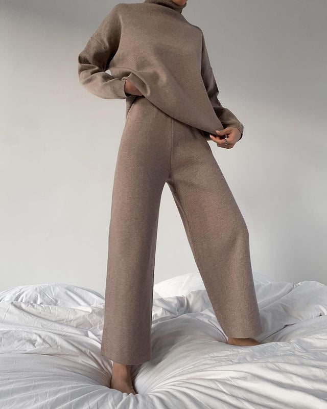 Knitted solid color loose casual suit-thevervian