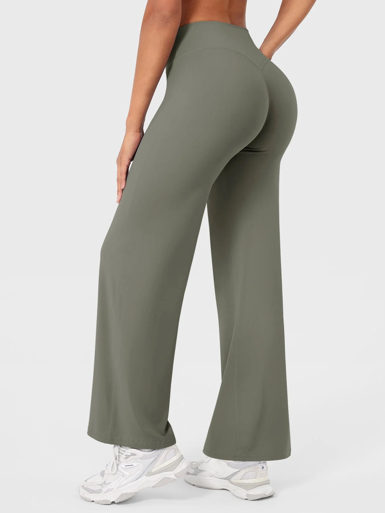 the VIRAL high-waisted straight-leg leggings