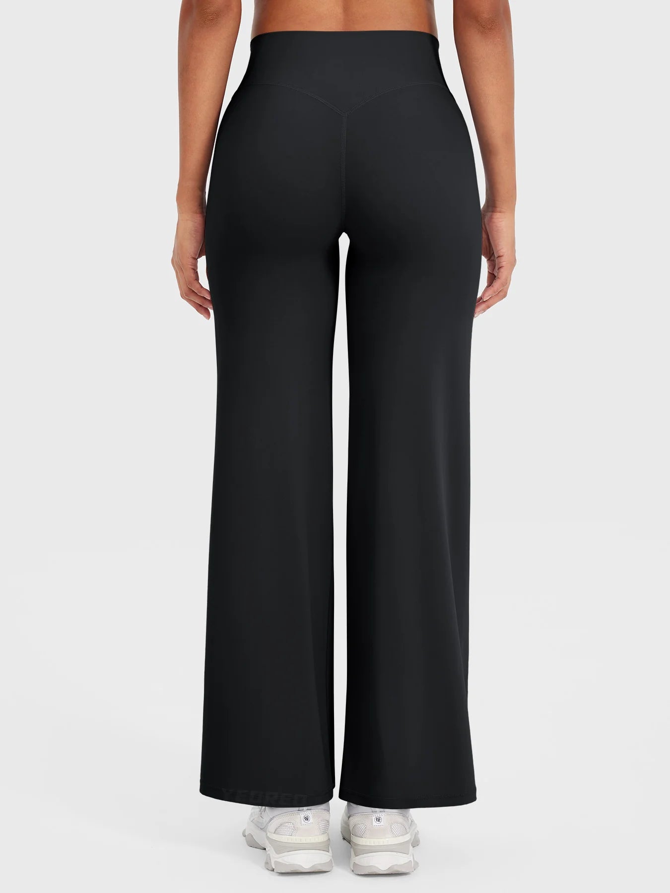 the VIRAL high-waisted straight-leg leggings