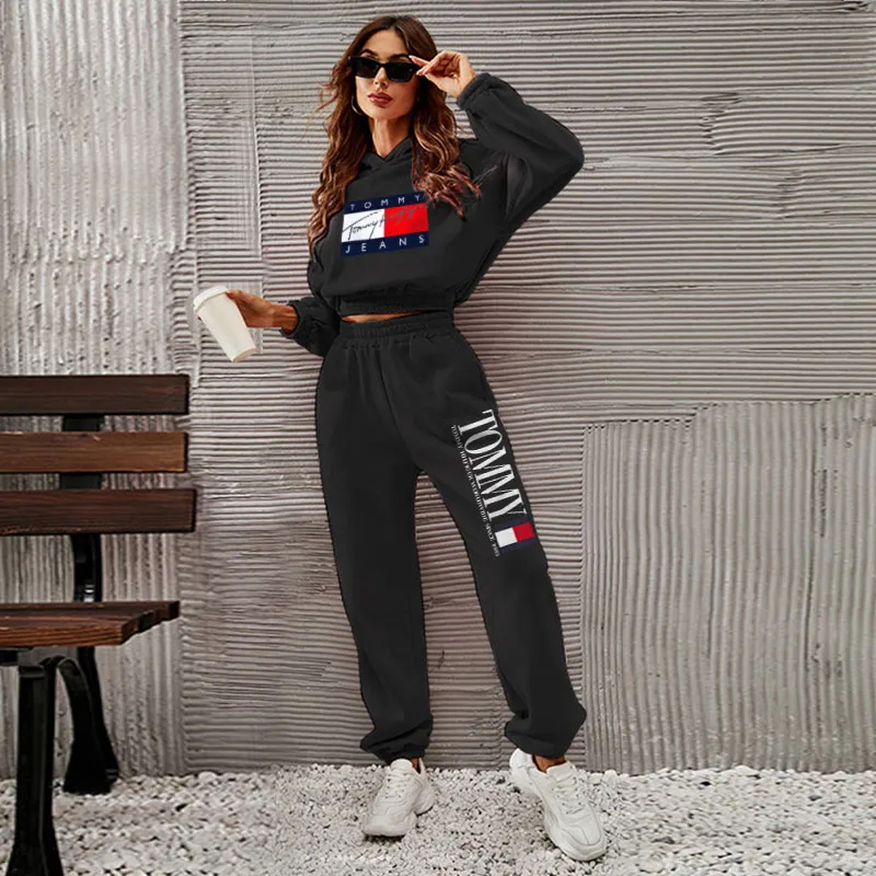 New autumn fashion sports suits