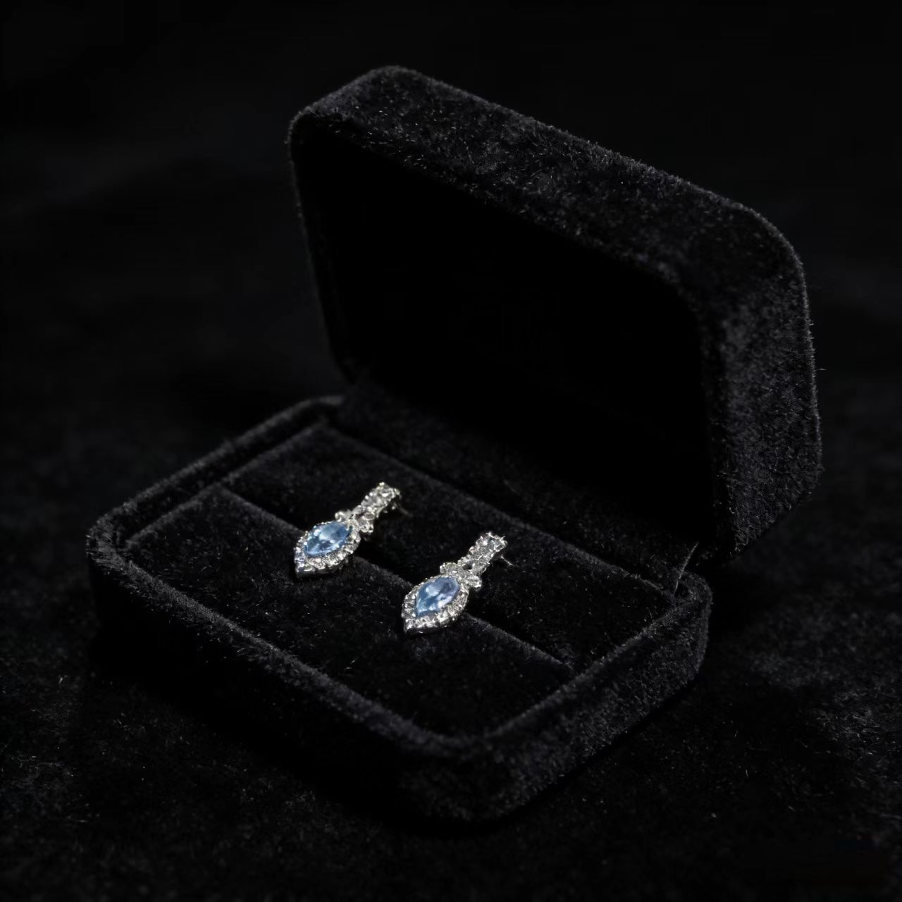 Sparkle Drop Earring & Necklace Set