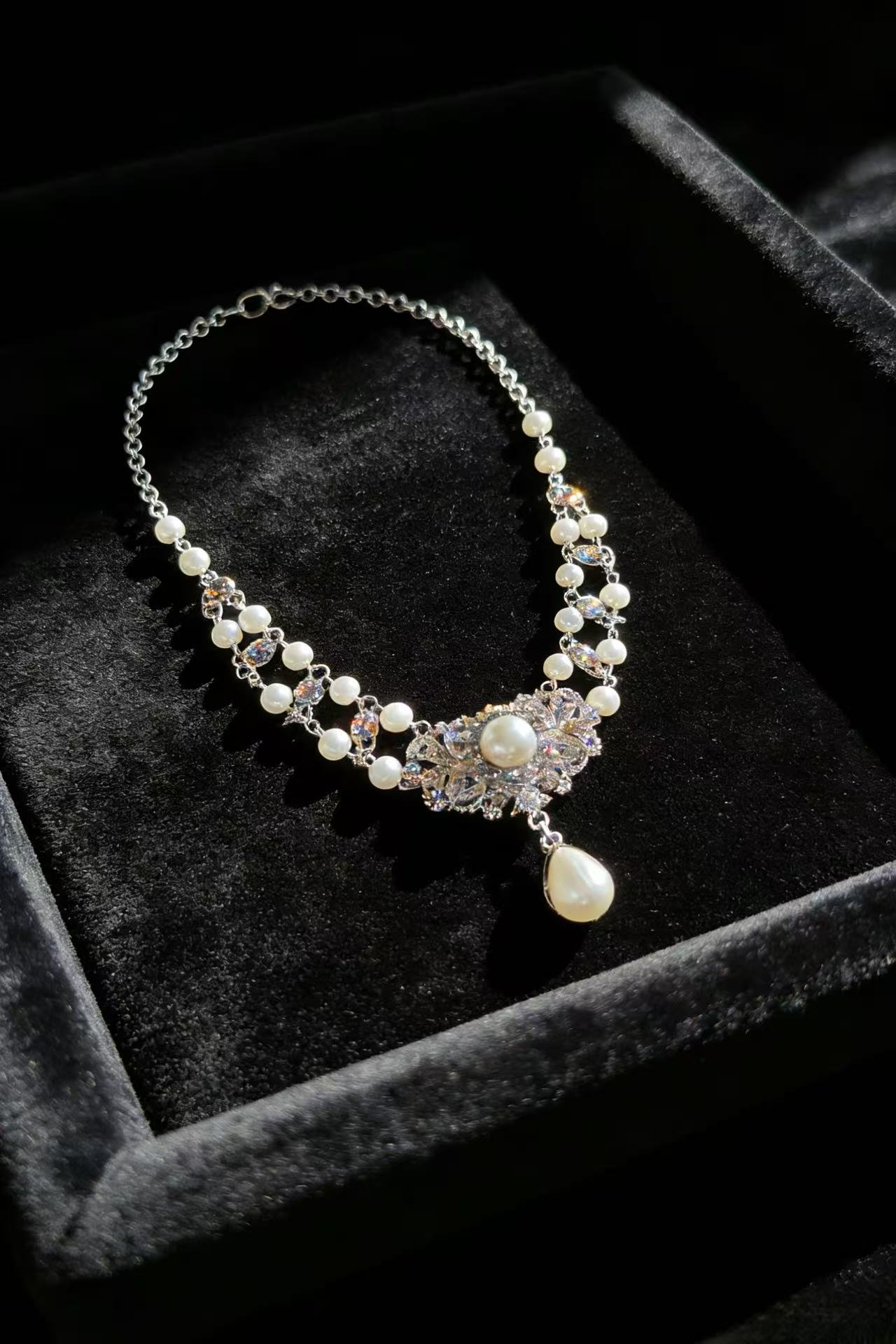Pearl Dew Choker