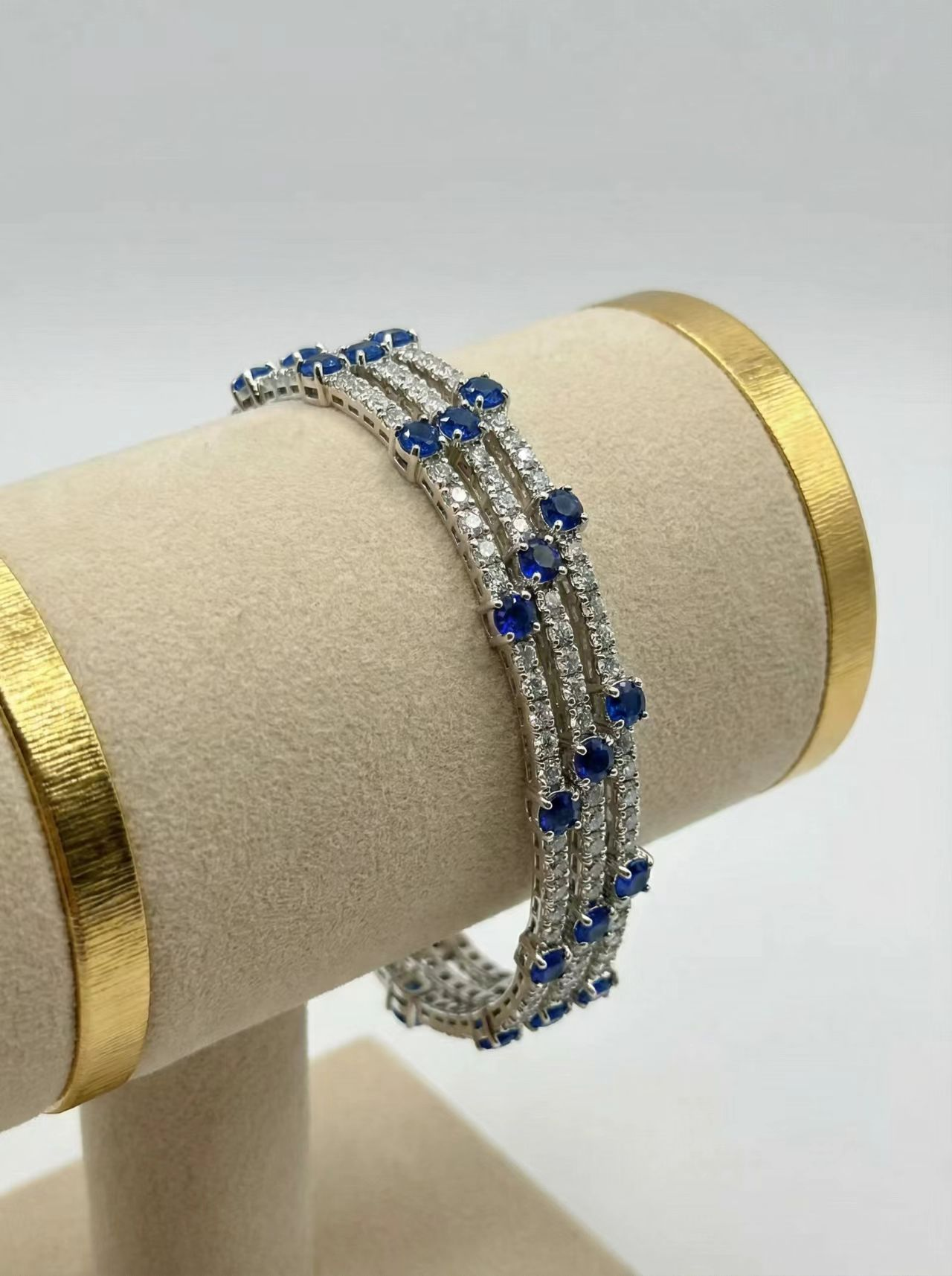 Ocean Iridescent Bracelet