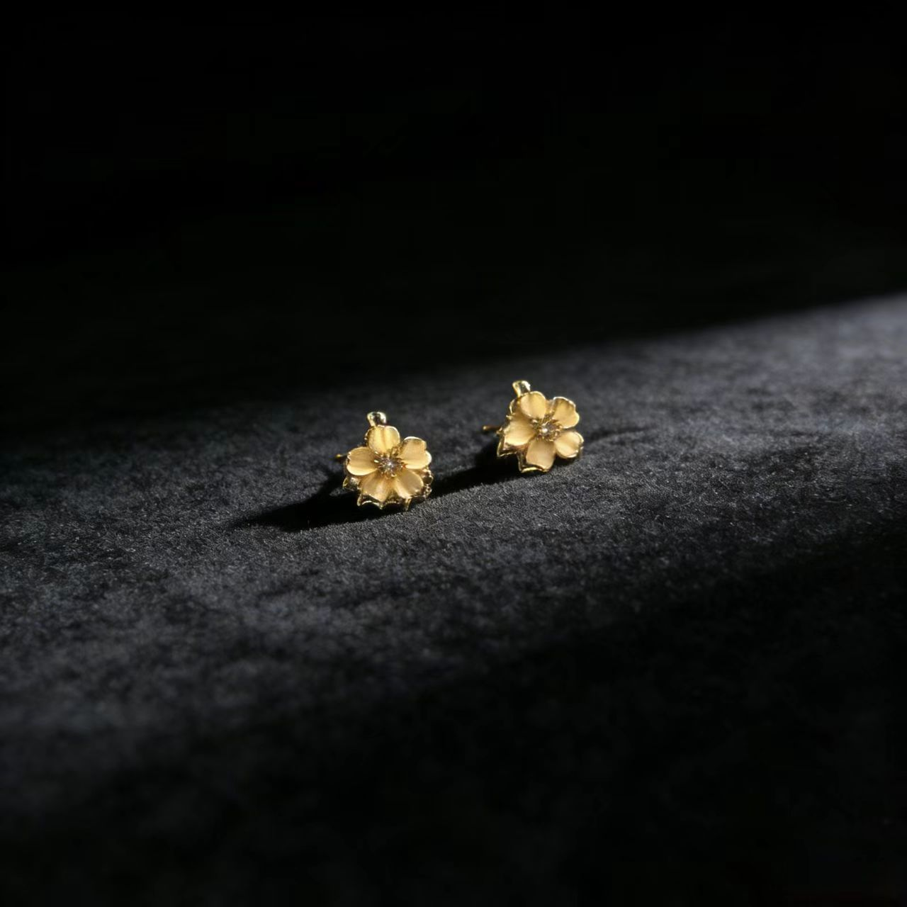Marigold Bud Studs