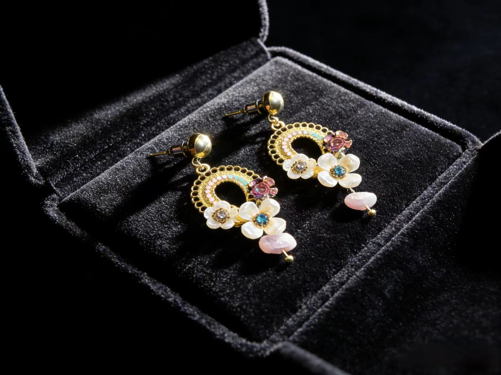 Enamel Wreath Drop Earrings