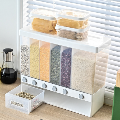 Reiseimer-Futterspender