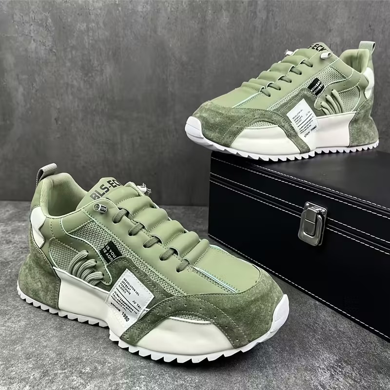 Men's Breathable Mesh Low-Top Sneakers
