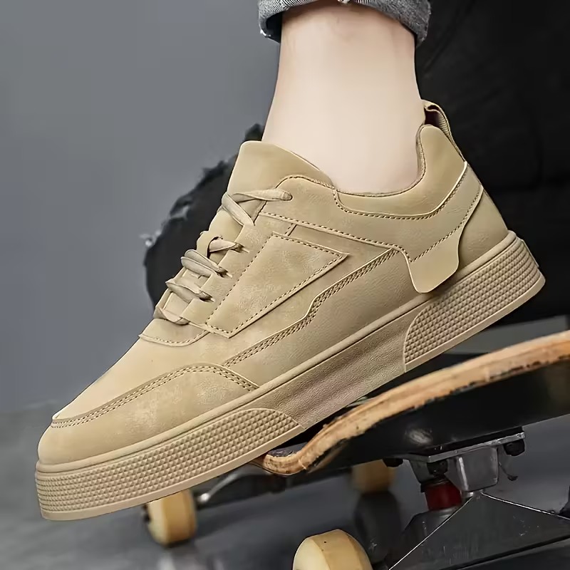 Men's Low Top Lace Up Sneakers
