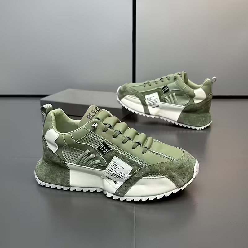 Men's Breathable Mesh Low-Top Sneakers