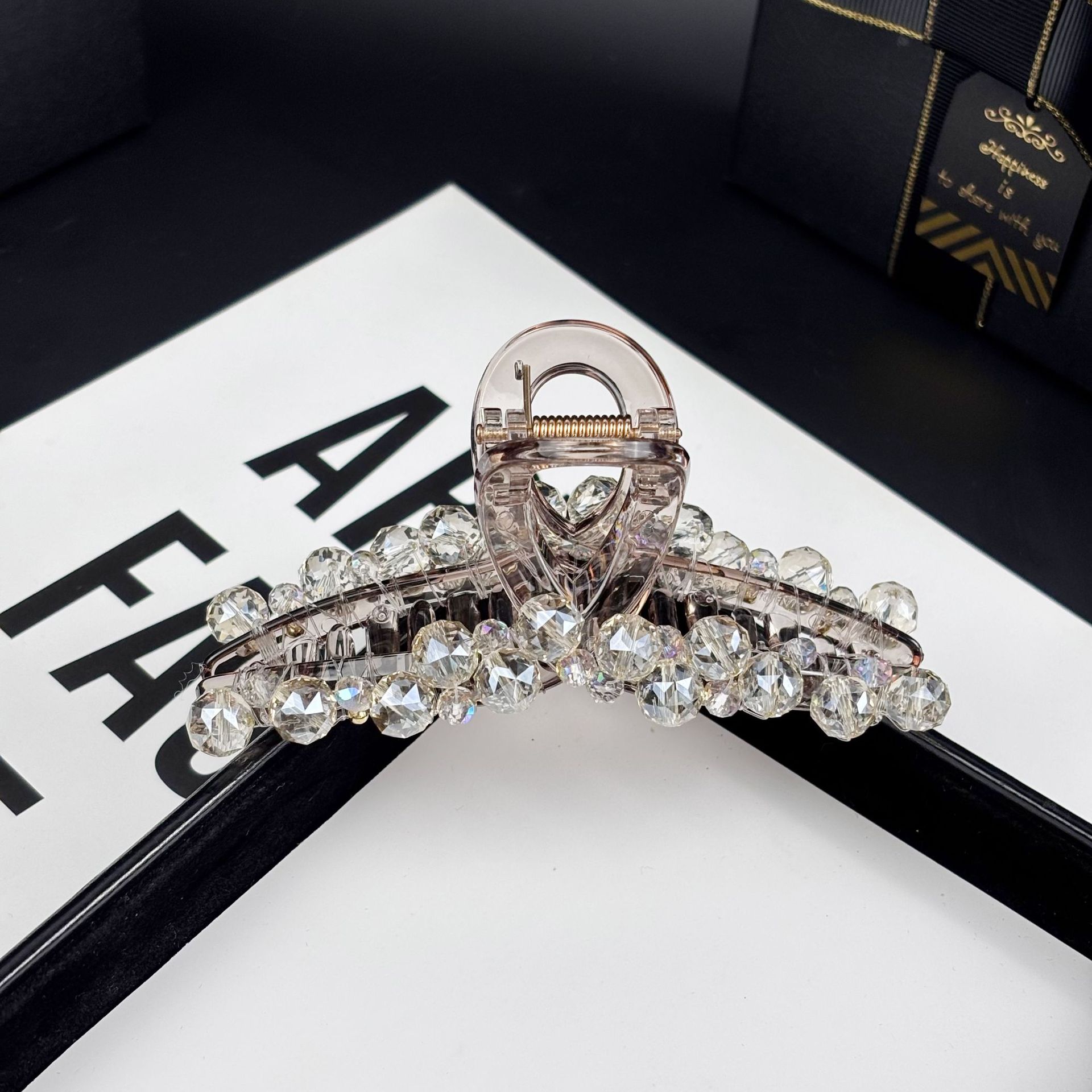 Korean Versatile Crystal Clip Large Hair Clip Retro Hair Clip Back Of The Head Hair Shark Clip Internet Celebrity 2025 New Style