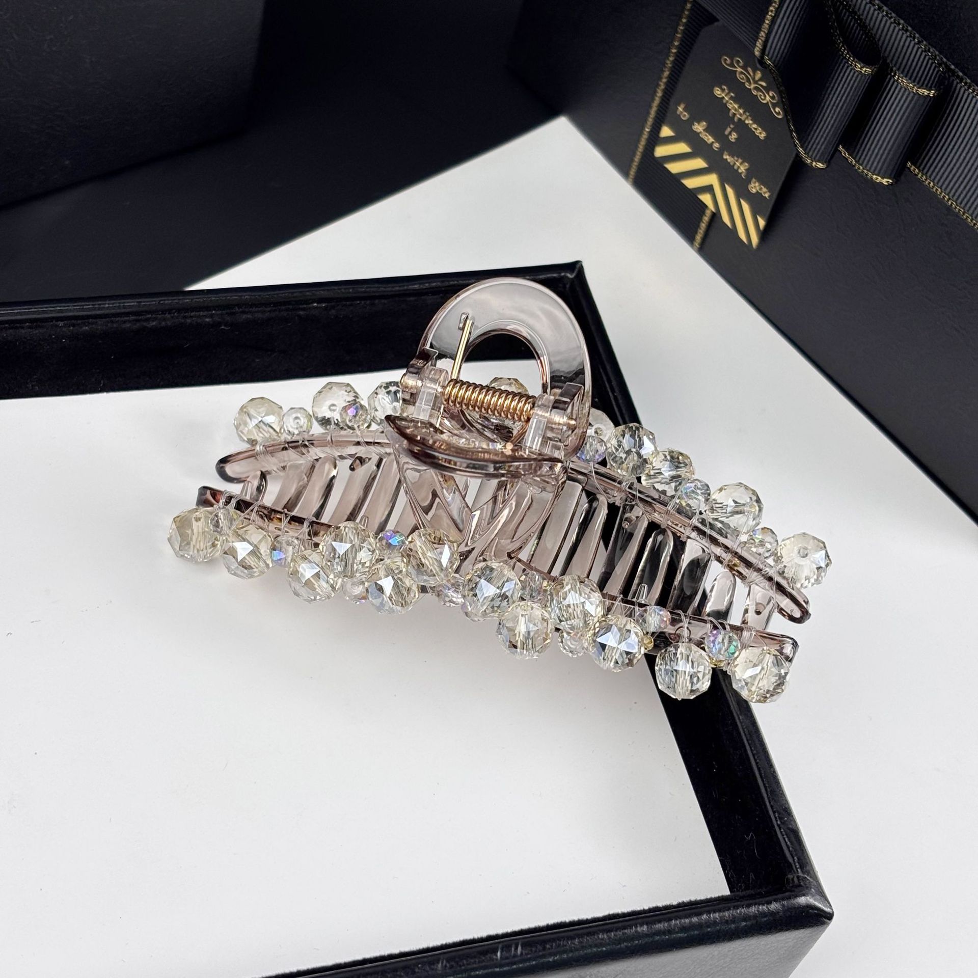 Korean Versatile Crystal Clip Large Hair Clip Retro Hair Clip Back Of The Head Hair Shark Clip Internet Celebrity 2025 New Style