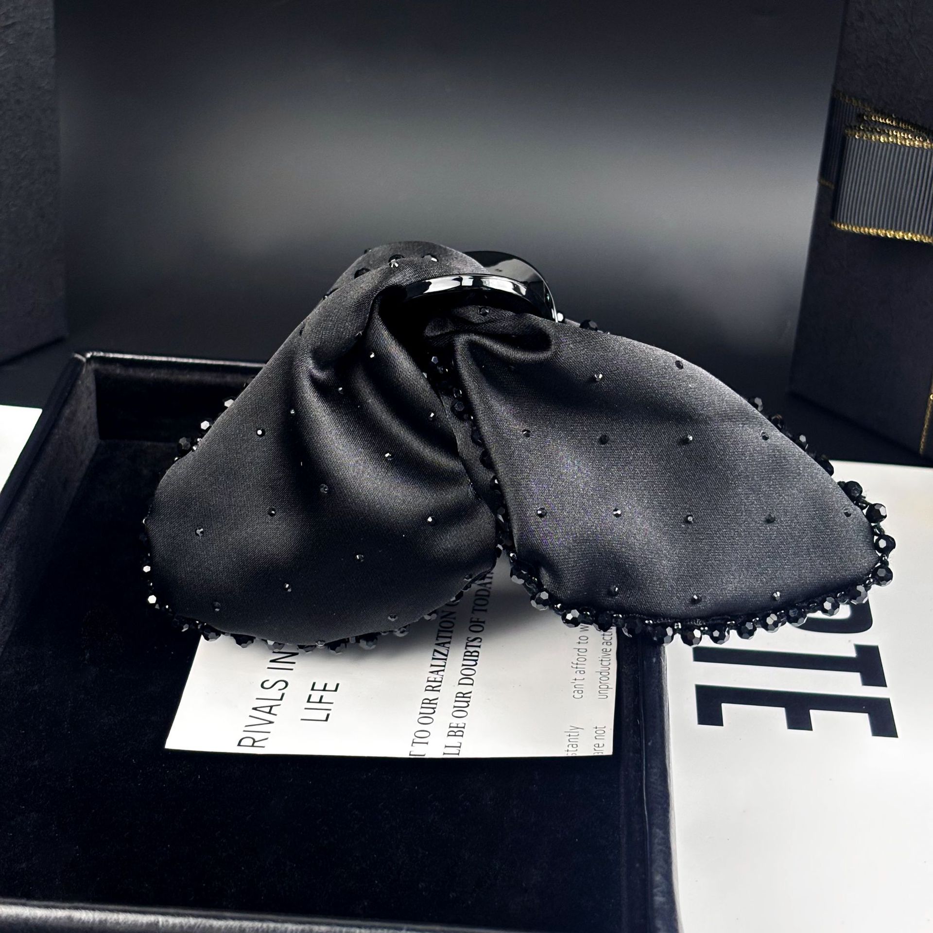 High-End Shark Clip On The Back Of The Head French Bow Clamp Women’S New Style (Louis Secret Realm) Temperament And Versatility