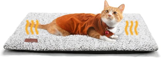 Self Warming Cat Bed Self Heating Cat Dog Mat 24 x 18 inch Extra Warm Thermal Pet Pad for Indoor Outdoor Pets with Removable Cover Non-Slip Bottom Washable Non Electric