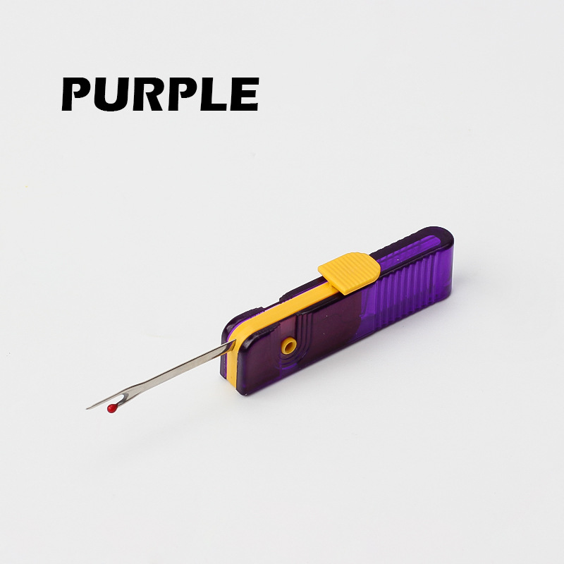 Přenosný skládací nástroj na párání švů