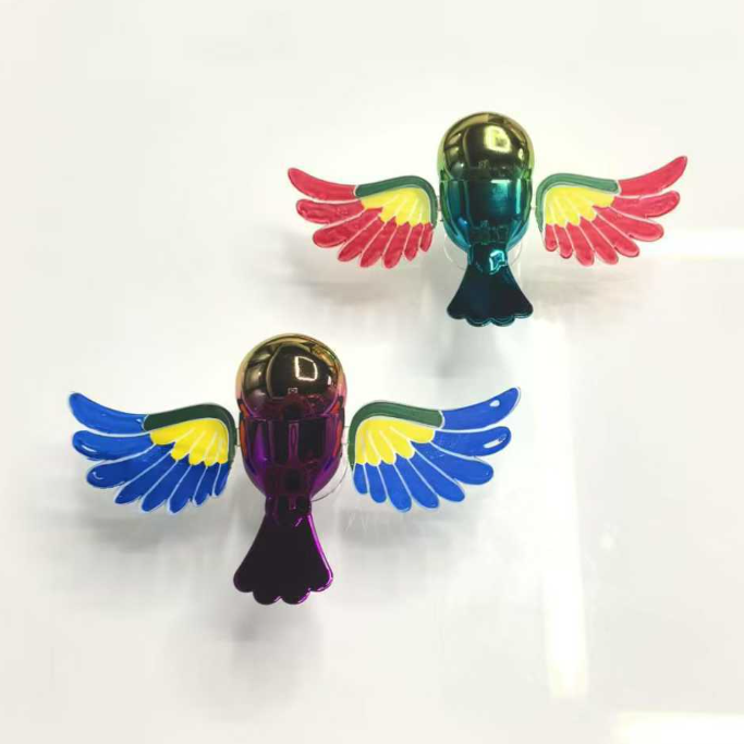 🐦 Dekoracja samochodowa z ptakiem towarzyszącym