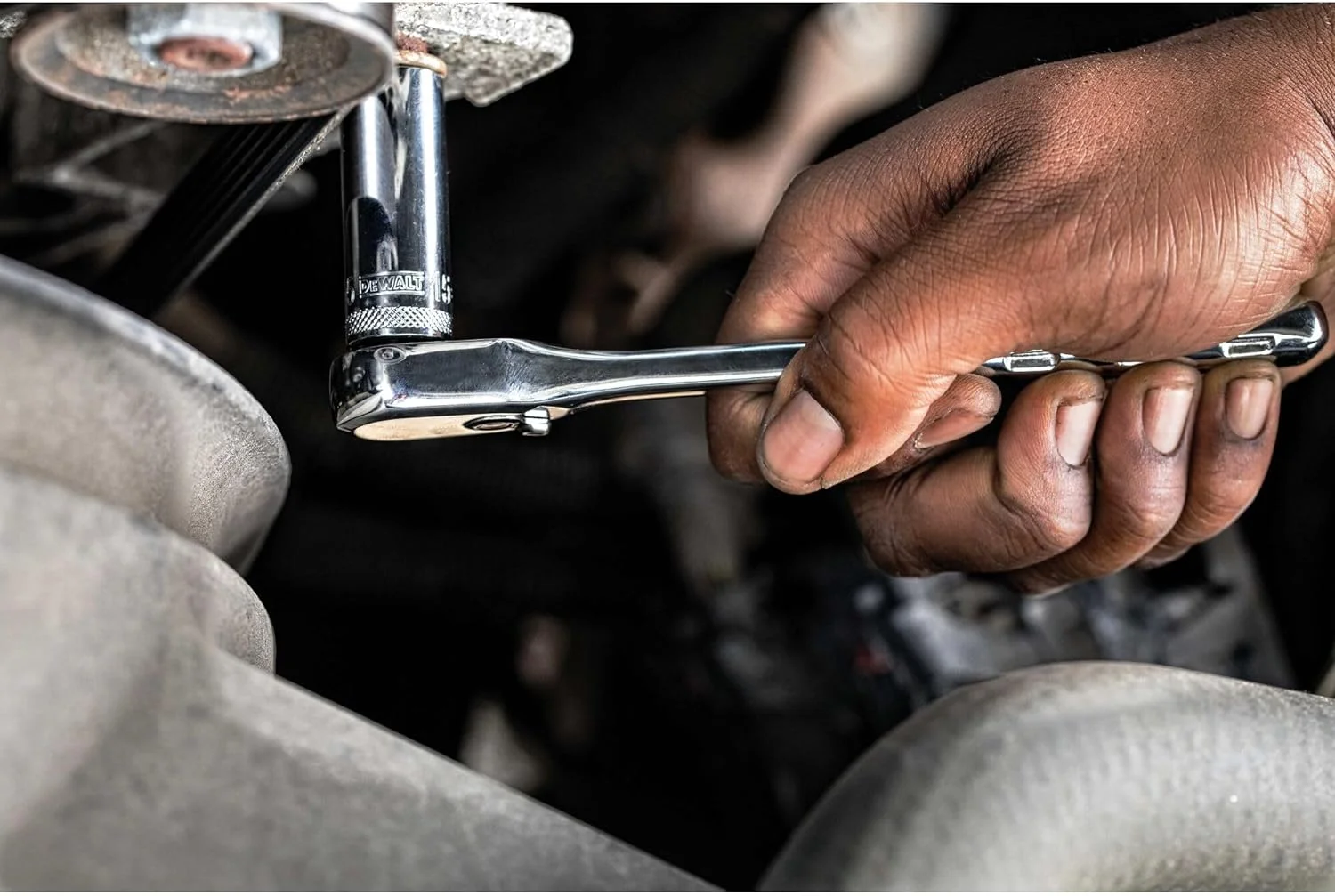 Dewalt Juego de herramientas mecánicas + Kit Taladro Atornillador y Llave de Impacto Inalámbrico 20V MAX* DCK240C2