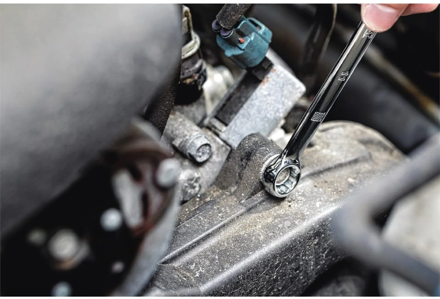 Dewalt Juego de herramientas mecánicas + Kit Taladro Atornillador y Llave de Impacto Inalámbrico 20V MAX* DCK240C2