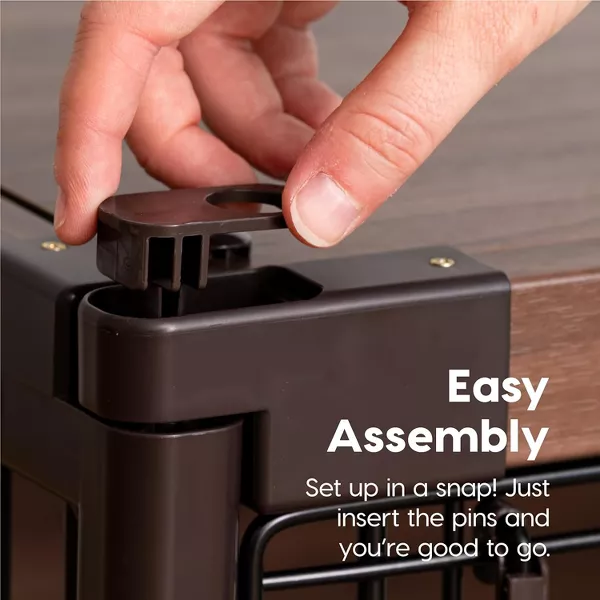 Parque para mascotas con jaula abierta para perros