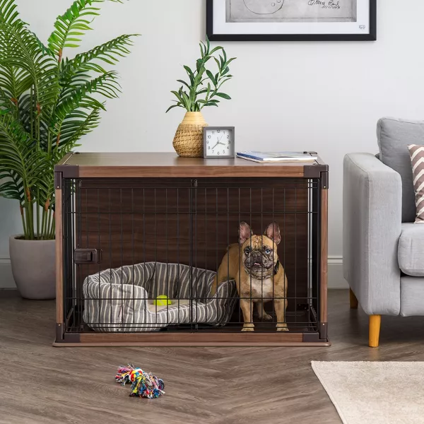 Parque para mascotas con jaula abierta para perros