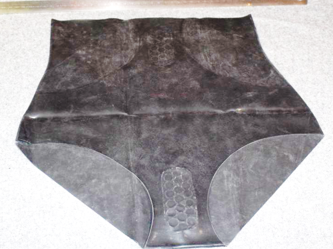 Latex Underpants ( PL103-074)