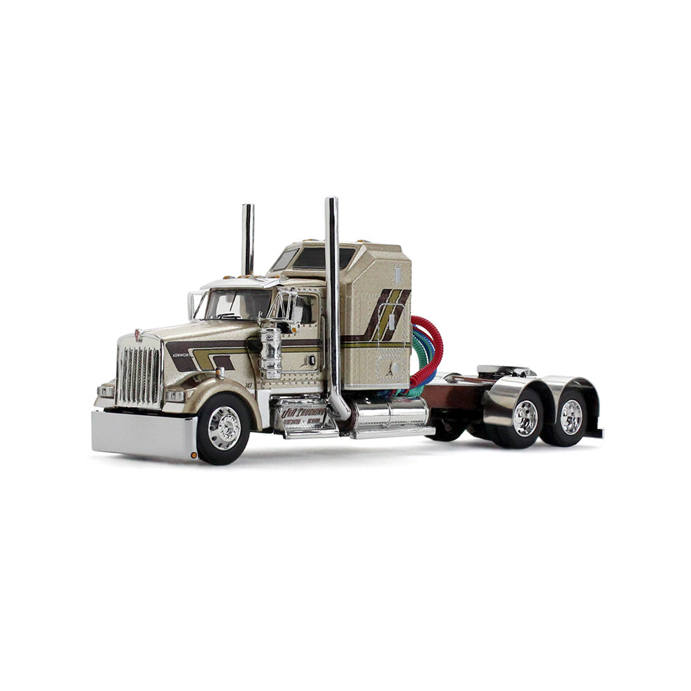 Red's Favorites - Jason Sanders Kenworth W900L with 60" Aerodyne Sleeper & 40' Vintage Trailer
