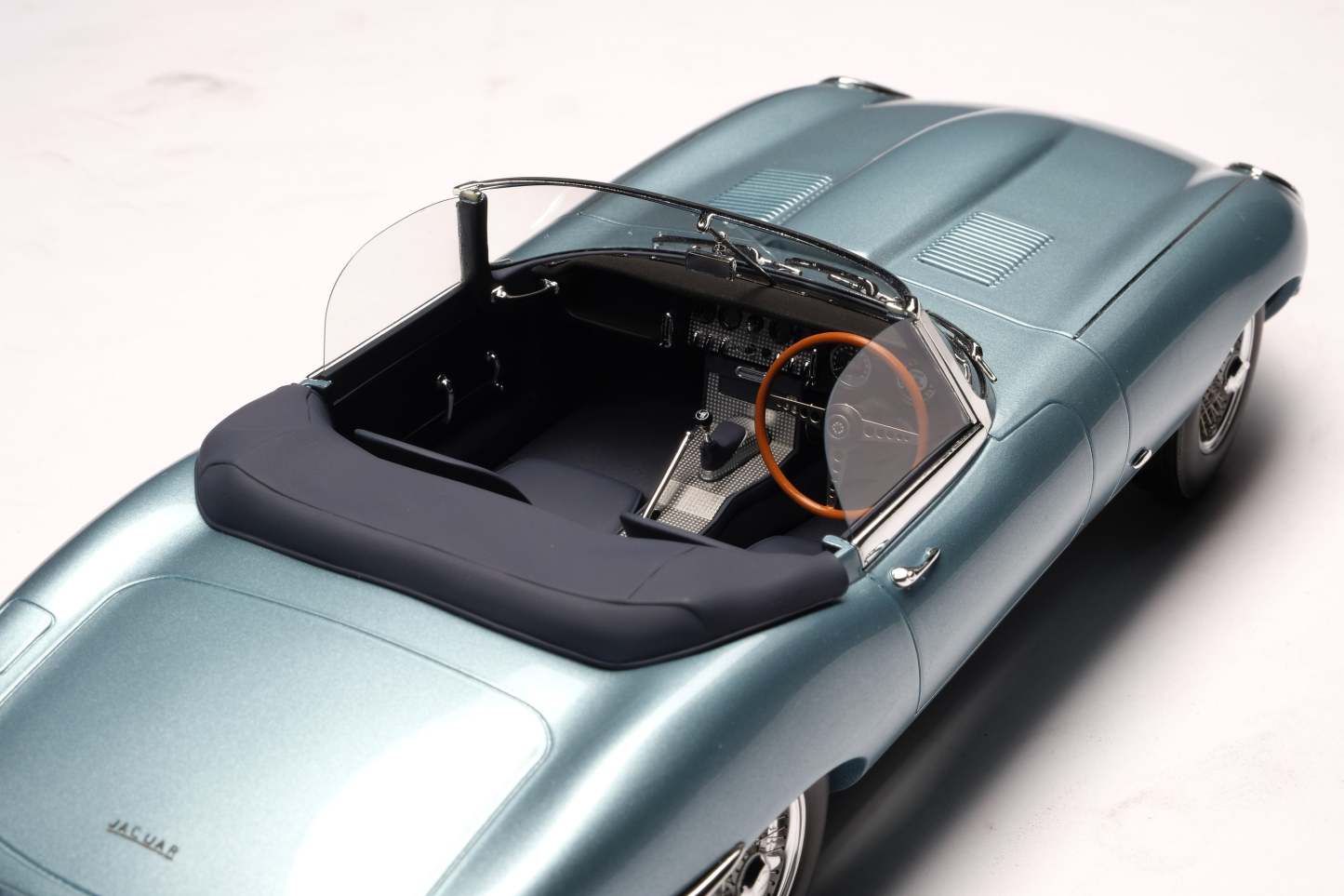 Jaguar E-type Roadster
