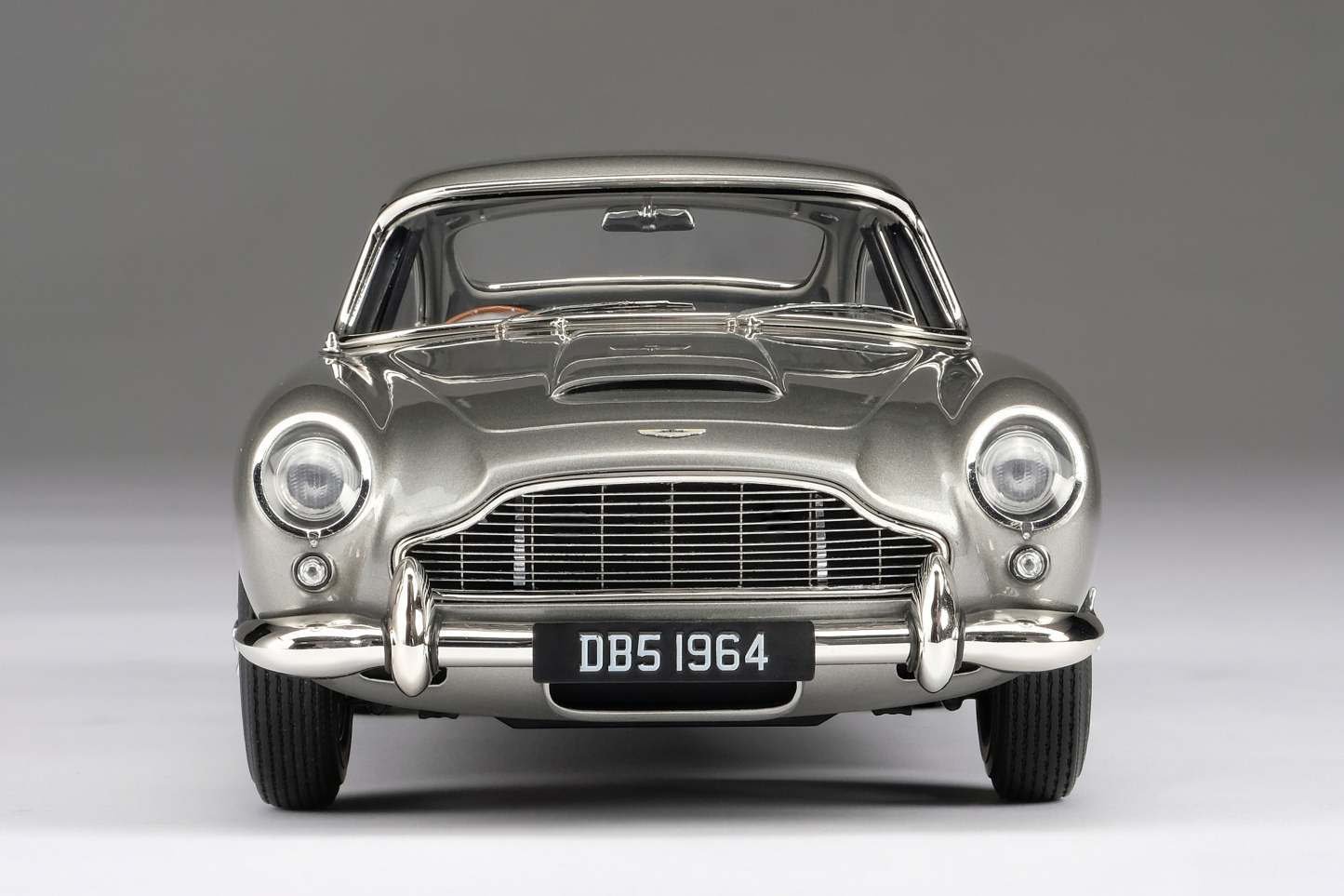 Aston Martin DB5 Vantage