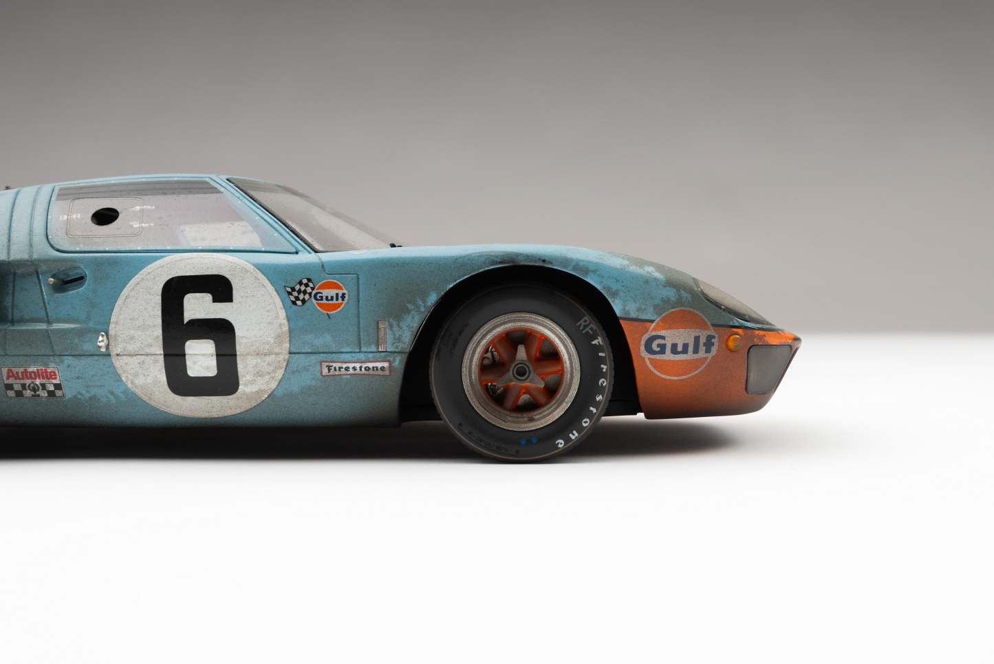 Ford GT40 - 1969 Le Mans Winner - Race Weathered