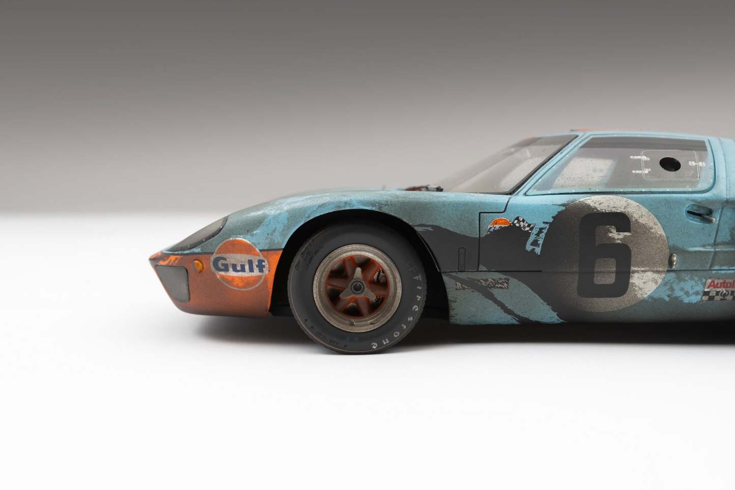 Ford GT40 - 1969 Le Mans Winner - Race Weathered