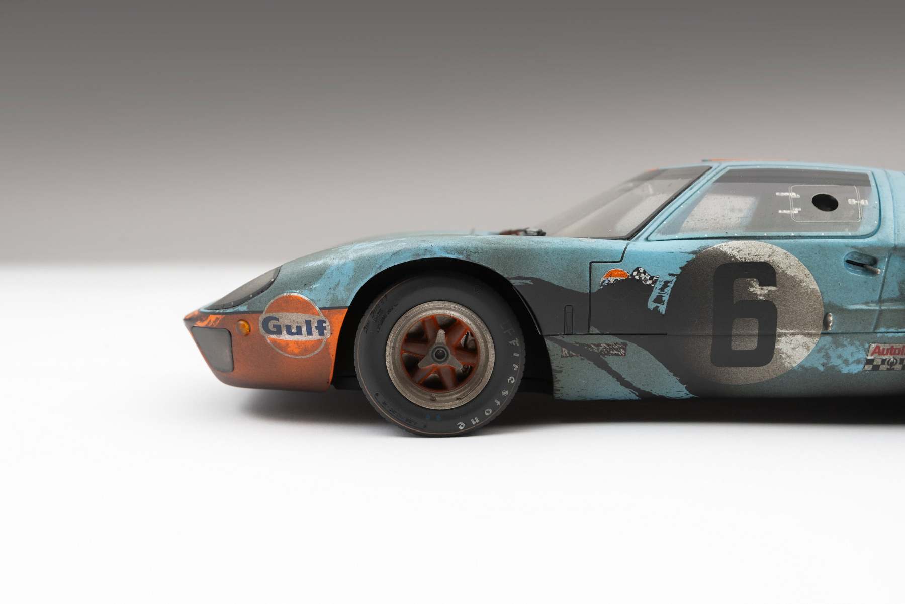 Ford GT40 - 1969 Le Mans Winner - Race Weathered