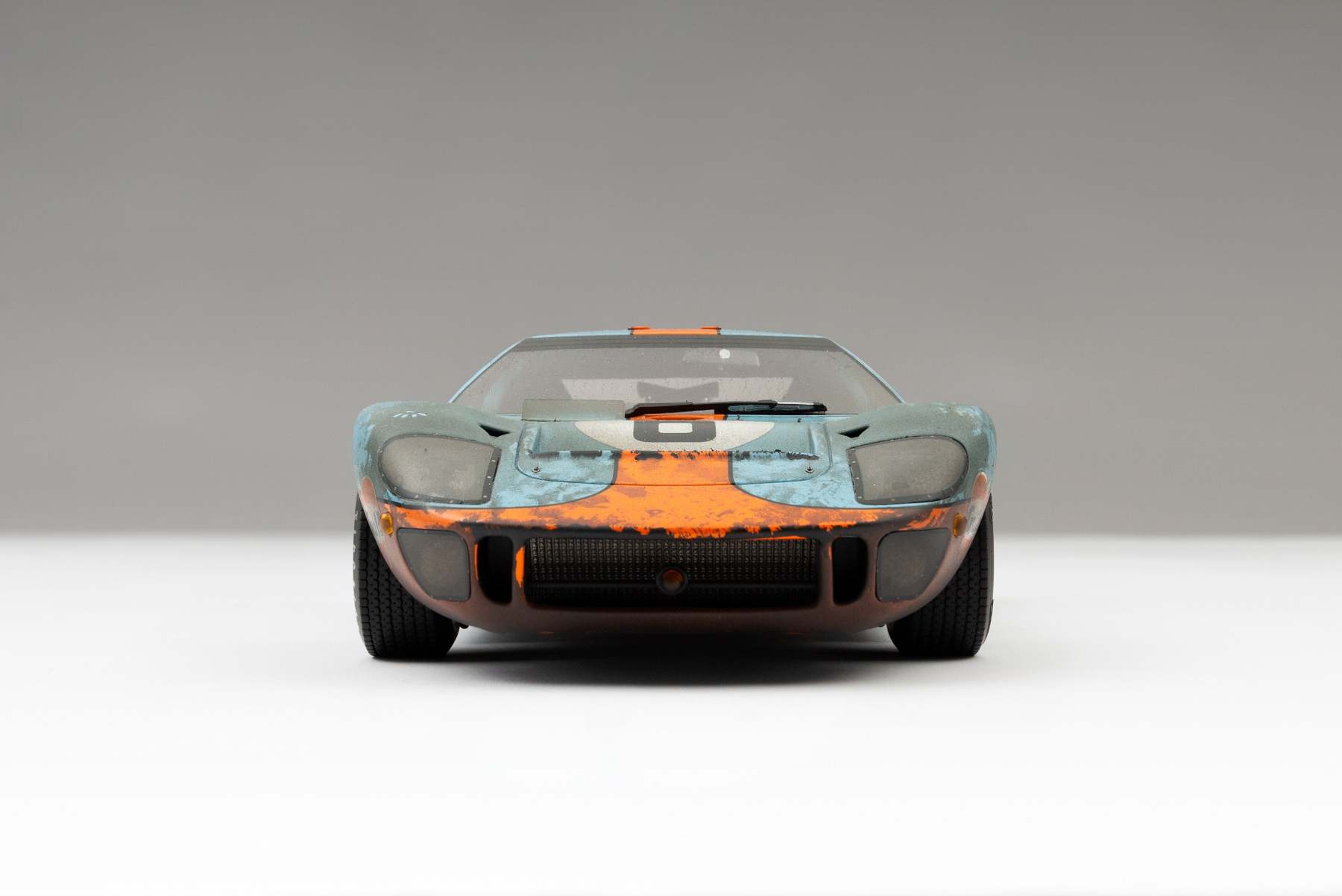 Ford GT40 - 1969 Le Mans Winner - Race Weathered