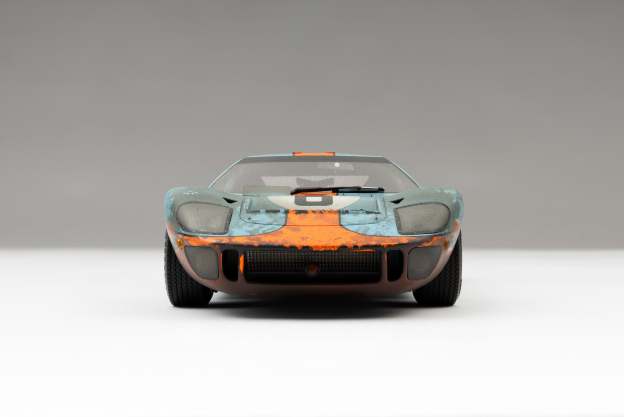 Ford GT40 - 1969 Le Mans Winner - Race Weathered