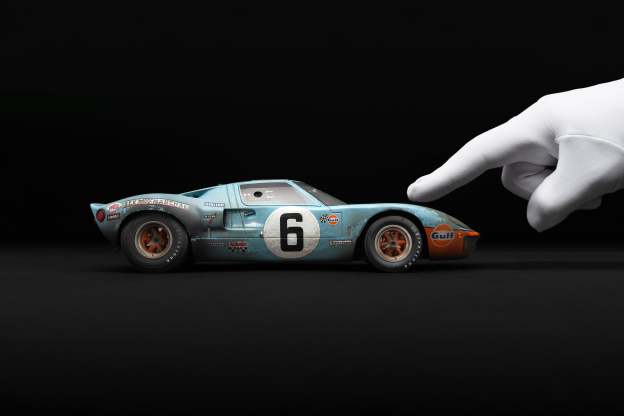 Ford GT40 - 1969 Le Mans Winner - Race Weathered