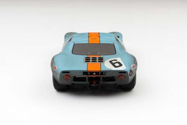 Ford GT40 - 1969 Le Mans Winner - Race Weathered