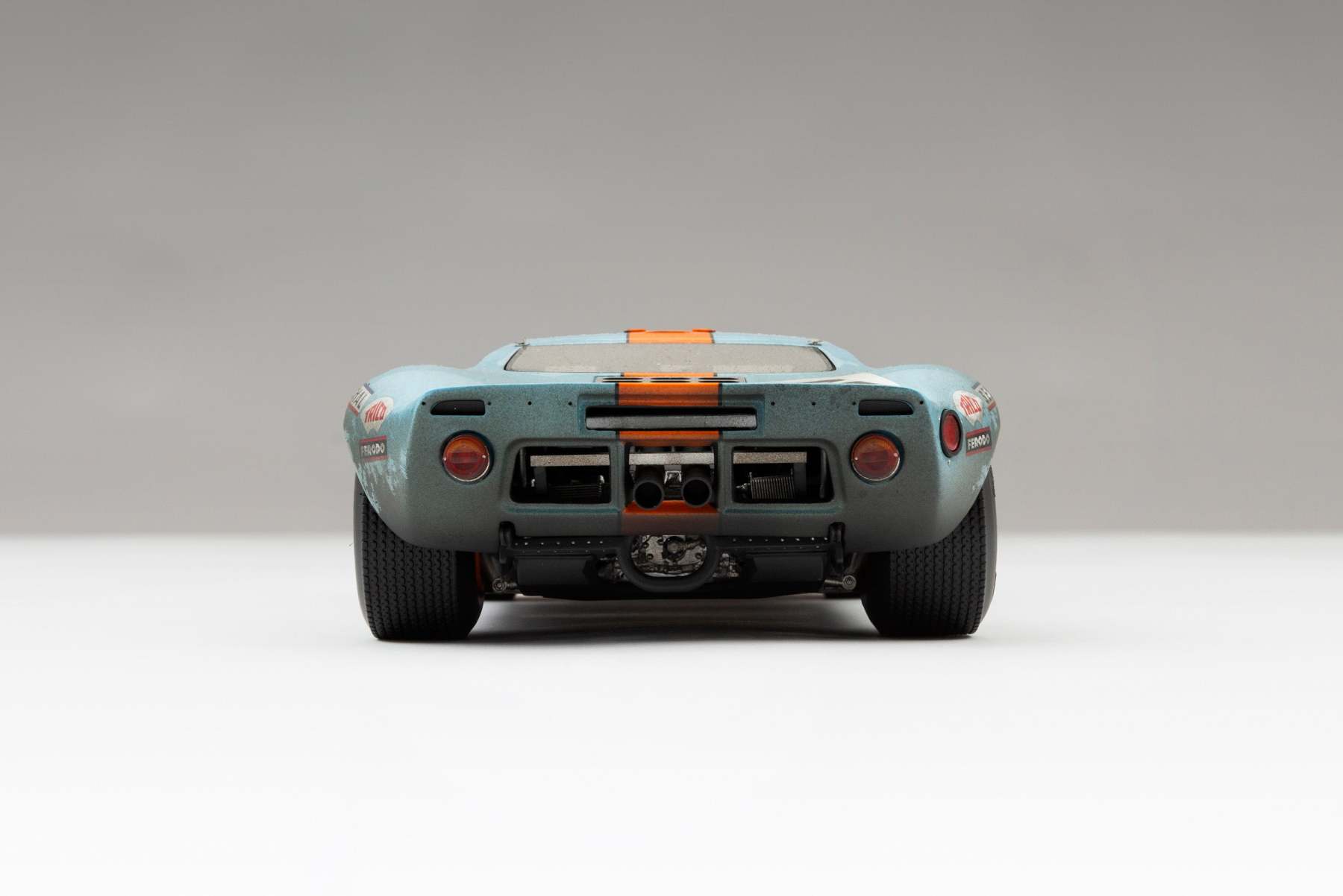 Ford GT40 - 1969 Le Mans Winner - Race Weathered