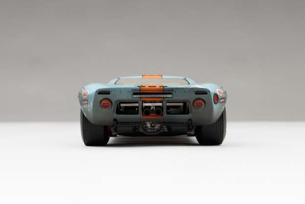 Ford GT40 - 1969 Le Mans Winner - Race Weathered