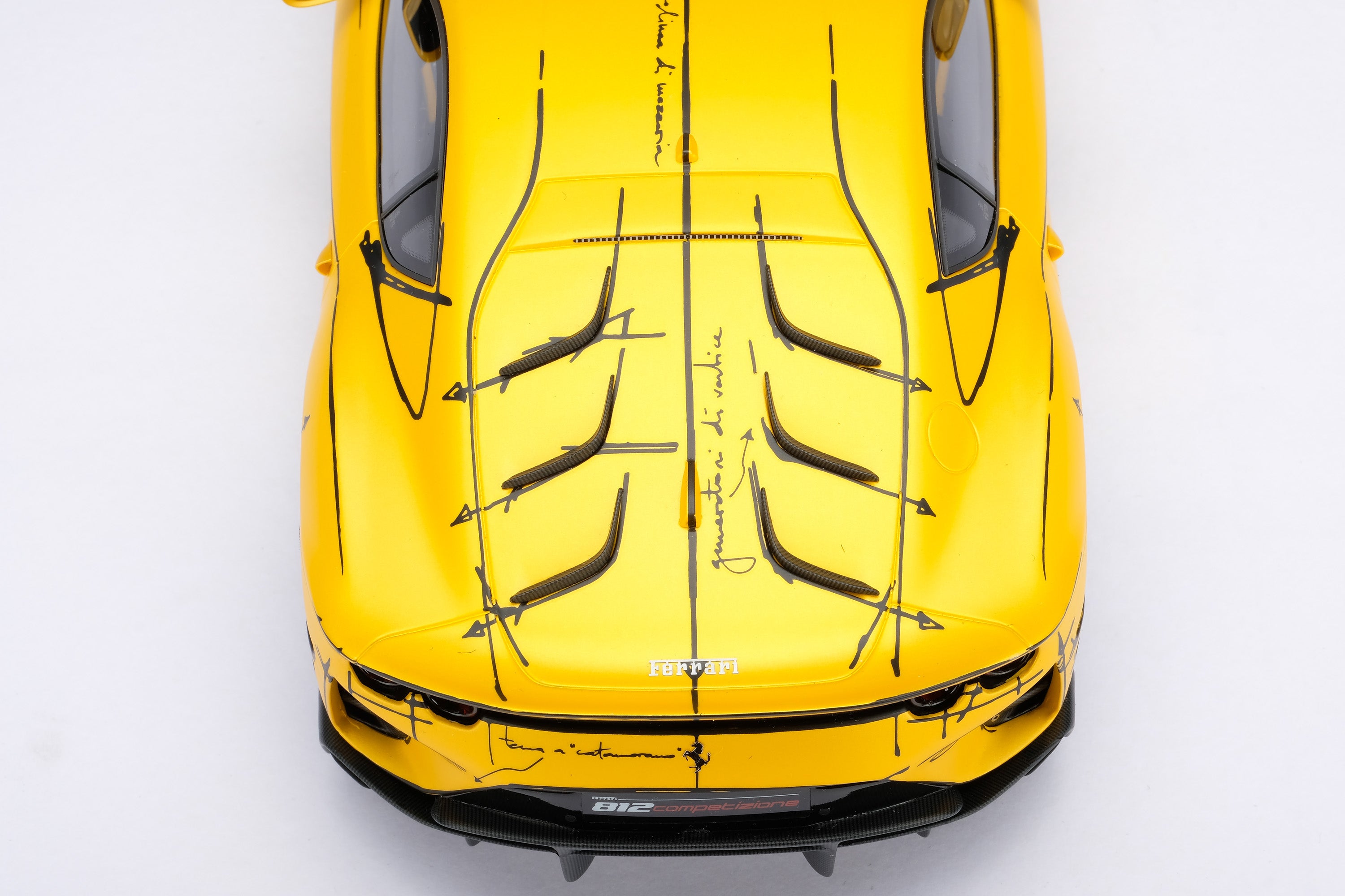 Ferrari 812 Competizione Tailor Made