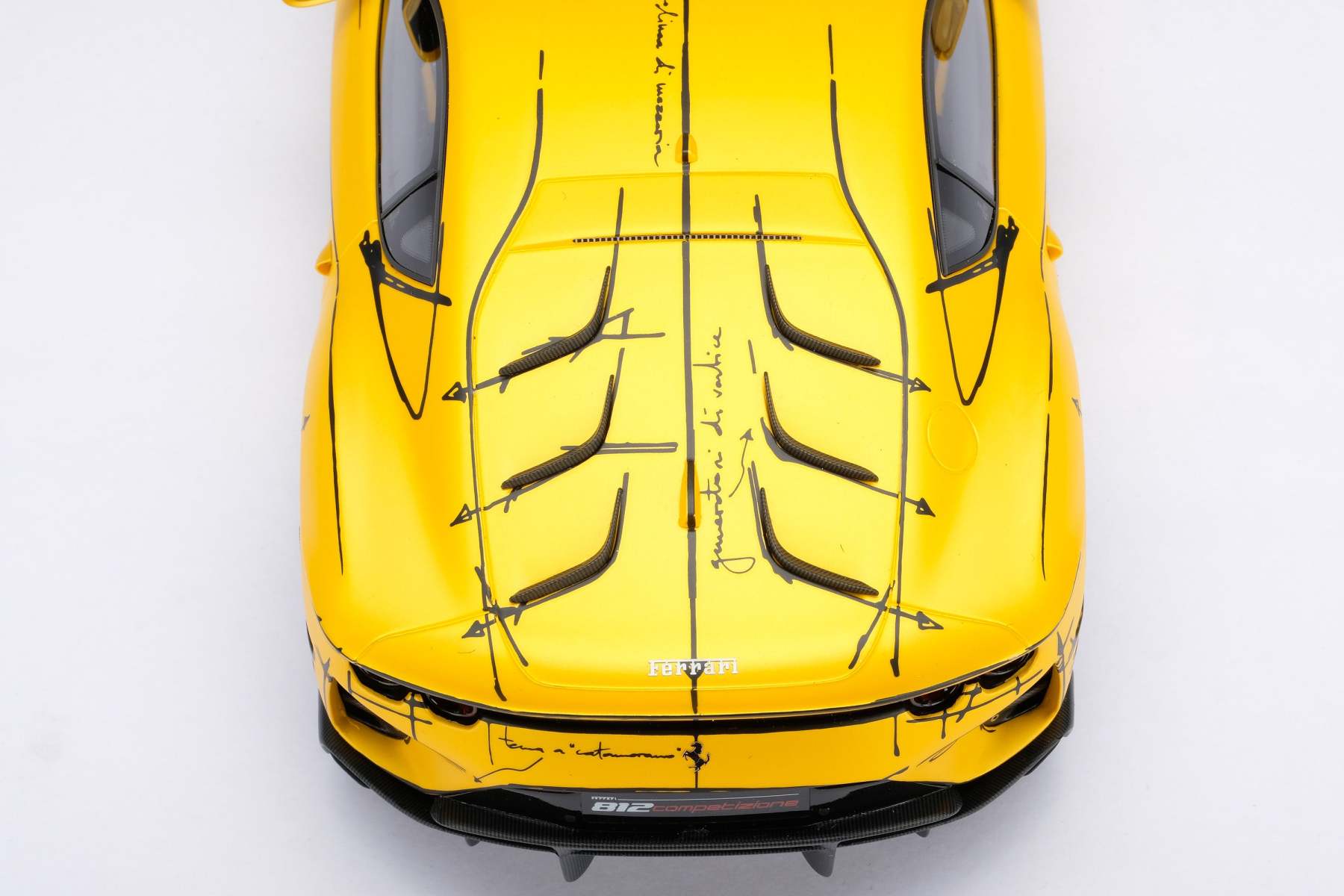 Ferrari 812 Competizione Tailor Made