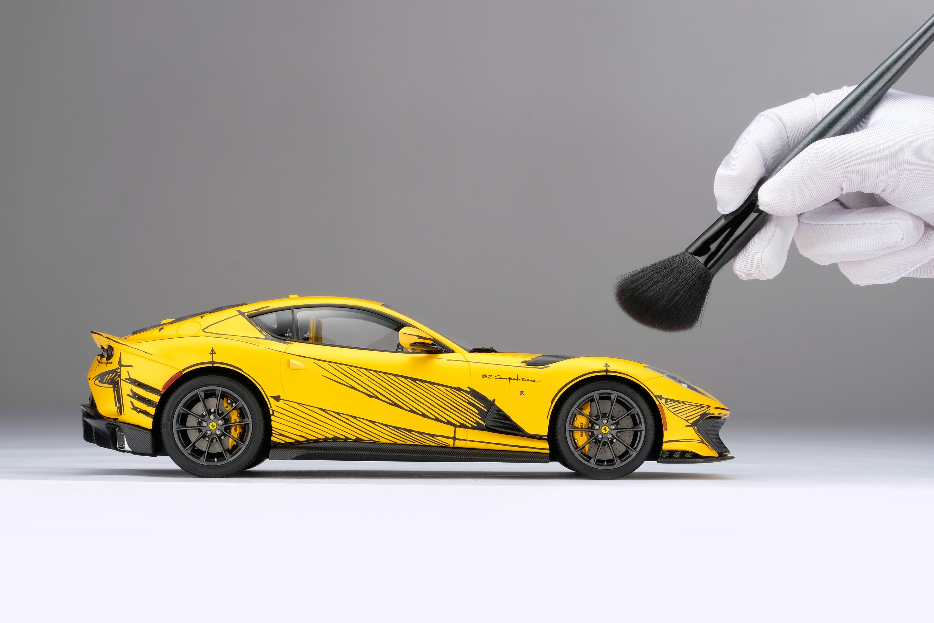 Ferrari 812 Competizione Tailor Made